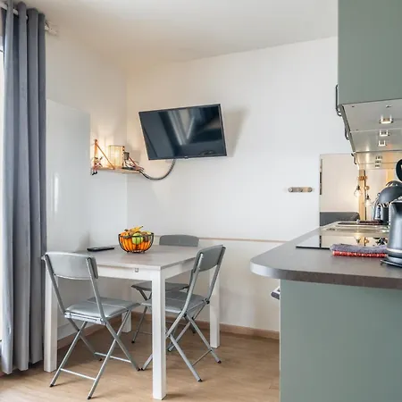 Balcon Des Aravis - Vue Montagne - Wifi - - Parking 아파트 마니고